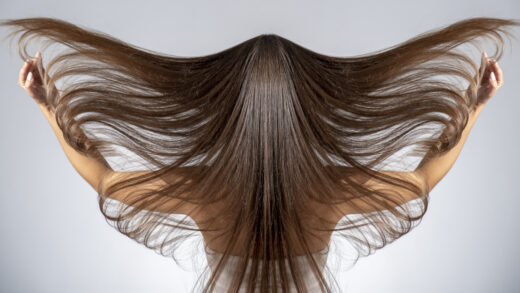 Jak zapobiec elektryzowaniu się włosów